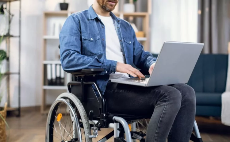 Incapacidad permanente total en trabajadores autónomos./ Licencia Adobe Stock