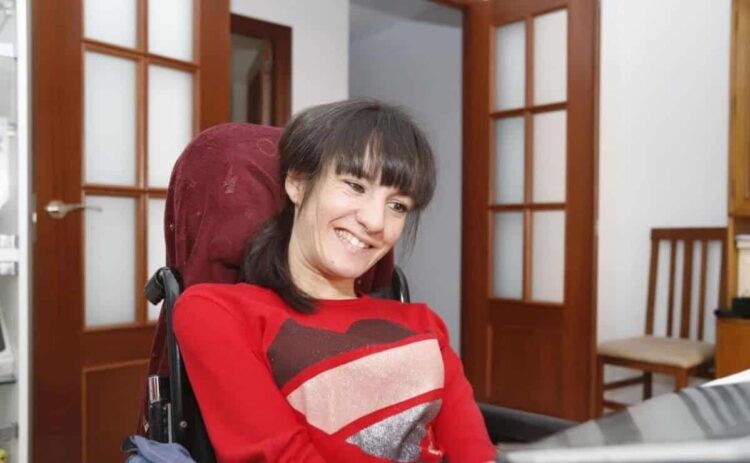 Lorena Bogedo, estudiante con diversidad funcional parálisis cerebral