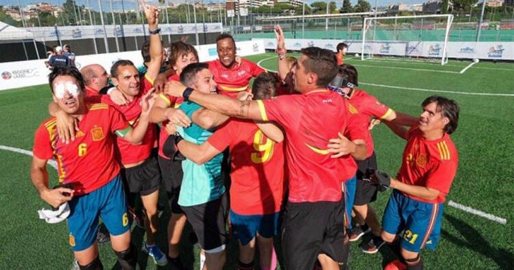 La Selección celebrando el sexto título europeo.