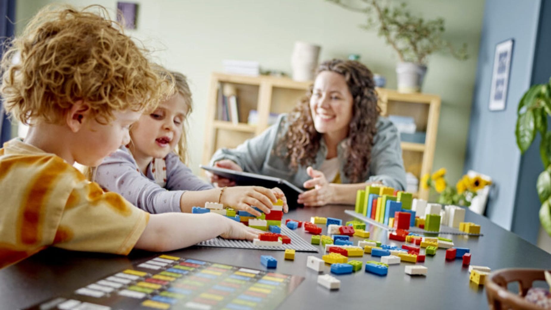 LEGO Braille Bricks llega a España, un juego en braille para todos